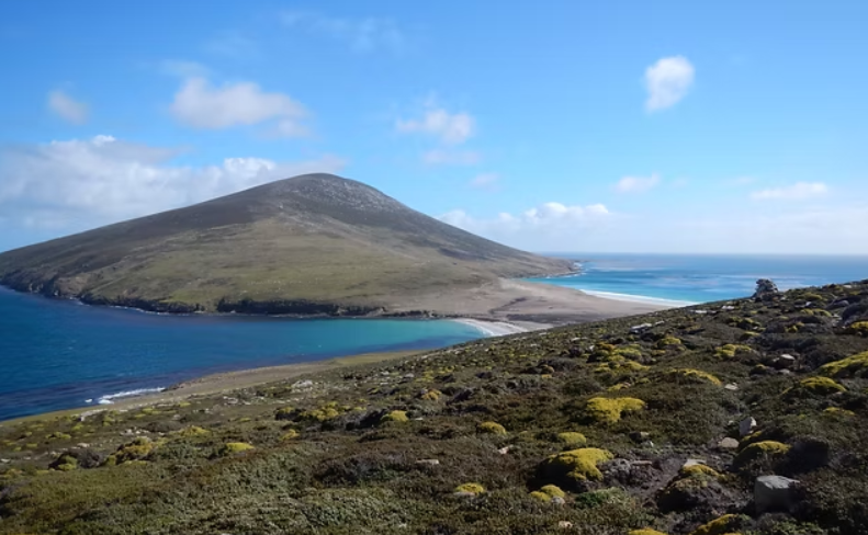 Saunders Island, United Kingdom